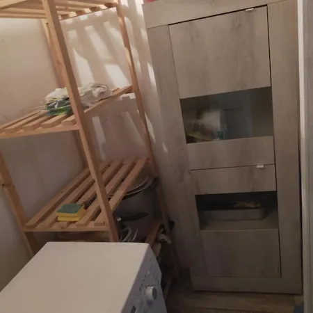 Pet-Friendly Riverside Nest *