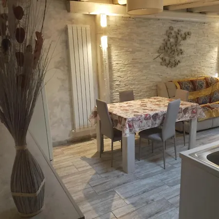 Apartment Pet-Friendly Riverside Nest